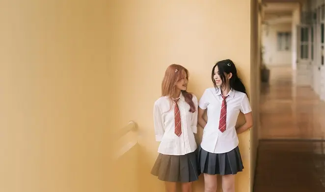 Schuluniform – zwischen Ordnung und Zwang